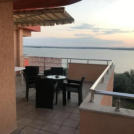 Apartament Vis Summerland *